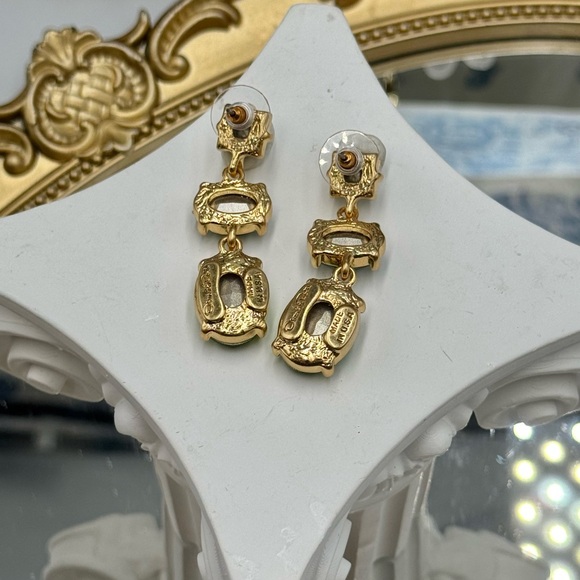 🆕 OSCAR DE LA RENTA 🧿 NWOT Claudia Crystal Drop Earrings, Emerald Multi - Picture 13 of 16